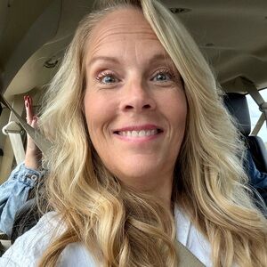 Meet your Posher, Julie